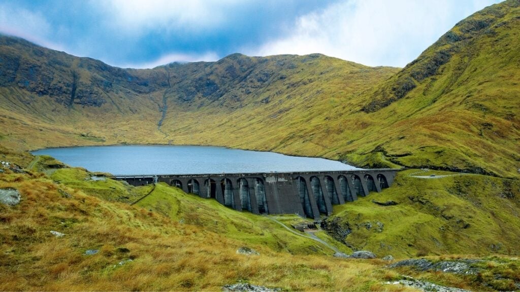 UK regulator launches ‘cap and floor’ scheme for long-duration electricity storage