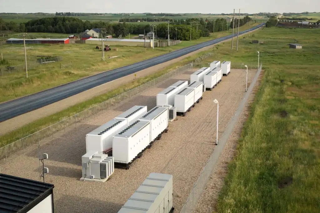 Tesla and lithium-ion top new long-duration storage leaderboard, Energy Dome in the mix